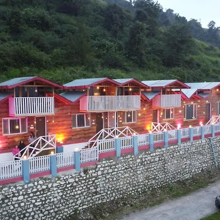 Rooftop Cottages & Restaurant, Pangot-3