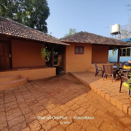 Kudil Mud Cottages, Cheemeni-2