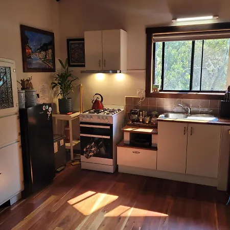 Kookaburra Cottage At Uralba Eco Cottages-2