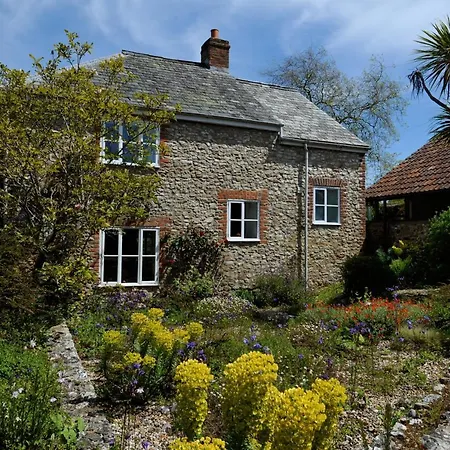 Trill Cottage-2