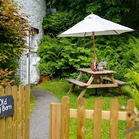 Brynarth Country Cottages-2