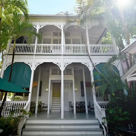 Simonton Court Historic Inn & Cottages-2