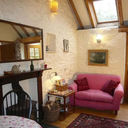 Loveston Barn-3