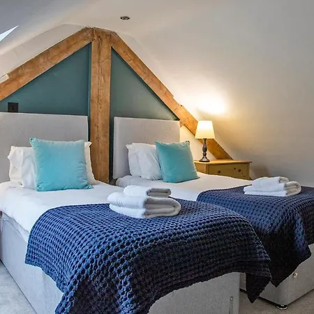 Stainsborough Hall Holiday Cottages-3