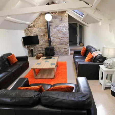 Brae Fell Cottage, Sebergham, Nr Caldbeck Dog Friendly And Hot Tub-3