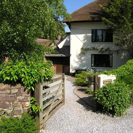 Duddings Country Cottages-2
