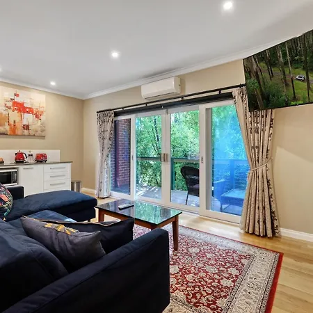 Wrenfield Cottages-3