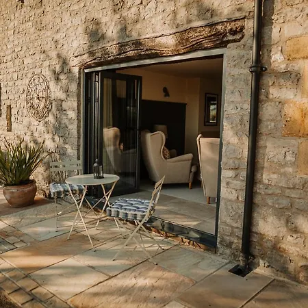 Vicarage Farm Cottages-2