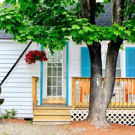 The Landings Inn And Cottages At Old Orchard Beach-3