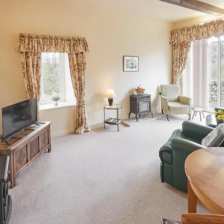 Valley View Farm Holiday Cottages-3
