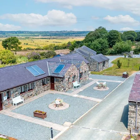 Glan Morfa Holiday Lodges-3