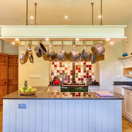 Gitcombe House-2