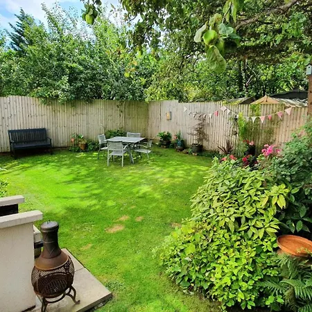 Vale View Cottages -The Coach House, Great Location In Prestatyn!-3