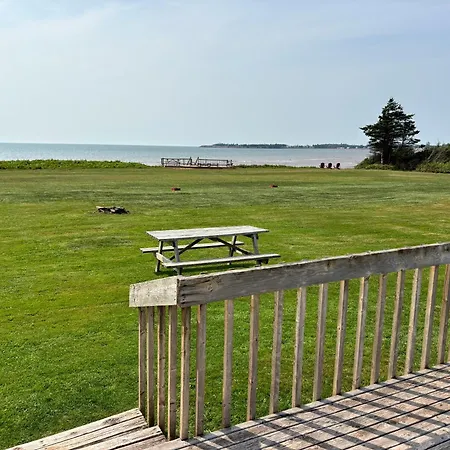 Cottages On Pei-Oceanfront-3