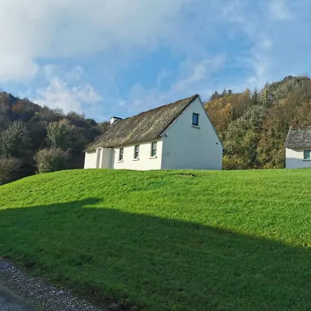Corofin Lake Cottages-2