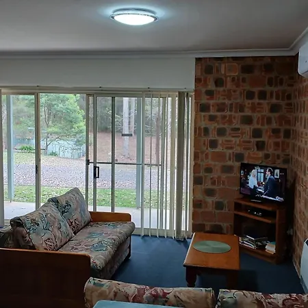 Dybara Park Holiday Cottages-2