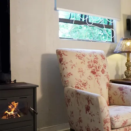 The Browns' - Cottage Suites-3