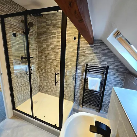 Twitchill Farm Cottages, Indoor Heated Pool, Peak District-2