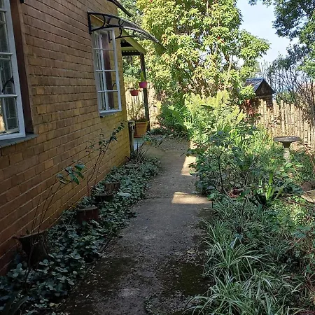 Hilton Self-Catering Cottages-3