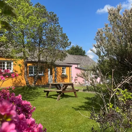 Trenewydd Farm Holiday Cottages-3