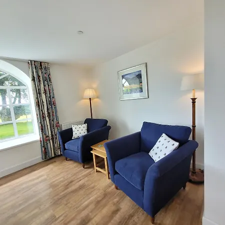 Loch Lomond Finnich Cottages-2