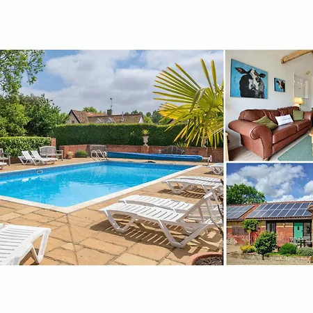 East Green Farm Cottages - The Granary-3