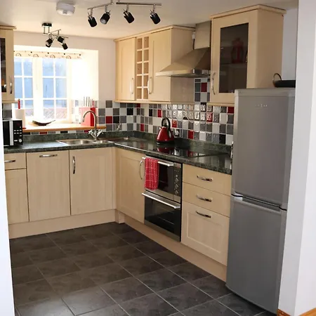 Penlan Coastal Cottages-Millstone-2