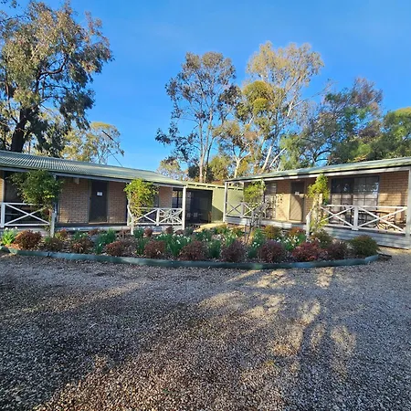 Barossa Country Cottages-2