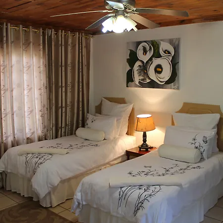 Lincoln Cottages Bnb & Self-Catering-2