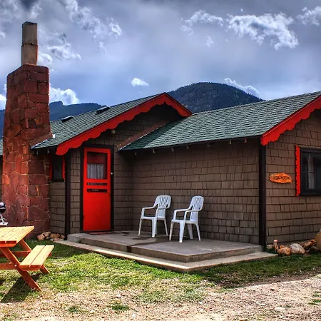 Tiny Town Cabins-3