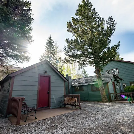 Skyline Cottages-3