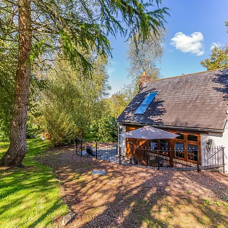 The Old Rectory Cottages - Six Luxurious Cottages Set In Grounds With Indoor Pool-3