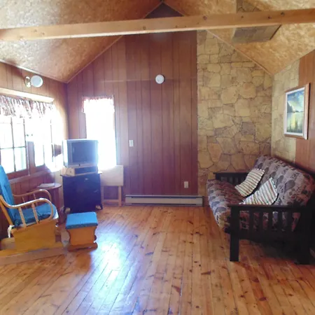 Maple Grove Cottages-3
