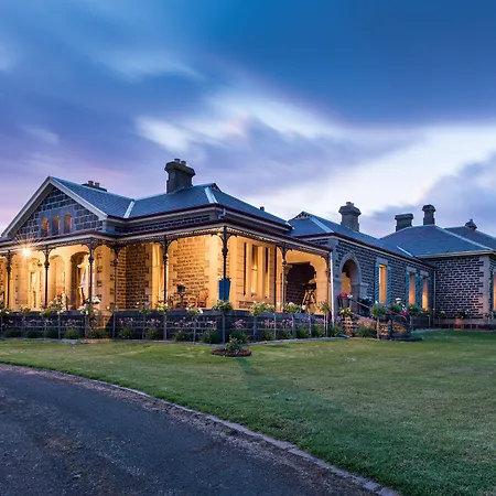 Coragulac House Cottages-3