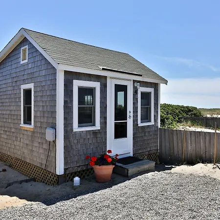 Truro Beach Cottages-2