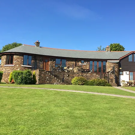 Green Acres Cottages-3