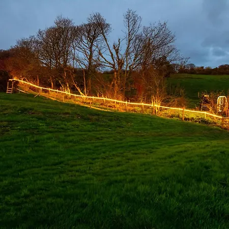 Kidwelly Farm Cottage-3