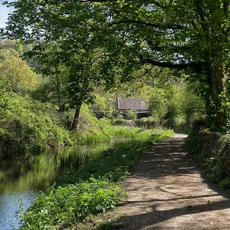 Nightingale Cottage - Ukc1570-2
