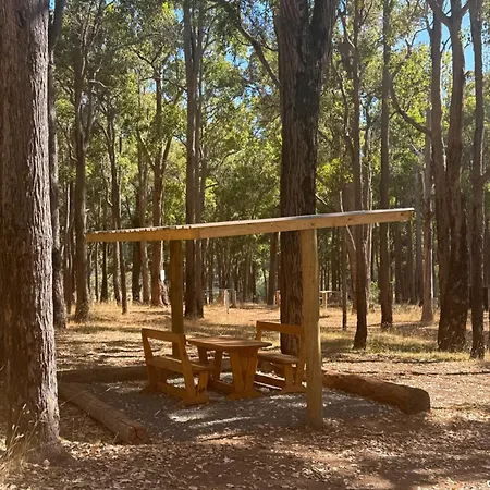 Balingup Timbertop Cottages-3