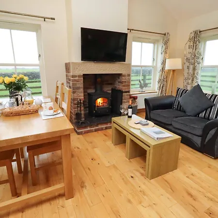 Bank Top Cottage-3