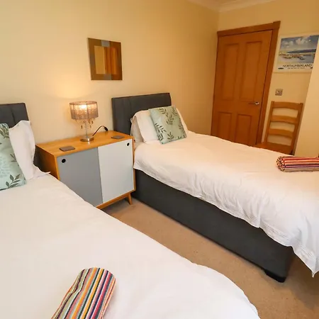 Bank Top Cottage-2
