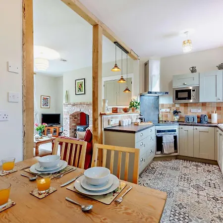 2 Bed In Wooler Oc-R29229-3