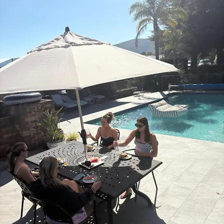 The Cottage-Gather The Crew Or The Family And Prepare For Fun Times And Relaxation. Making Memories-2