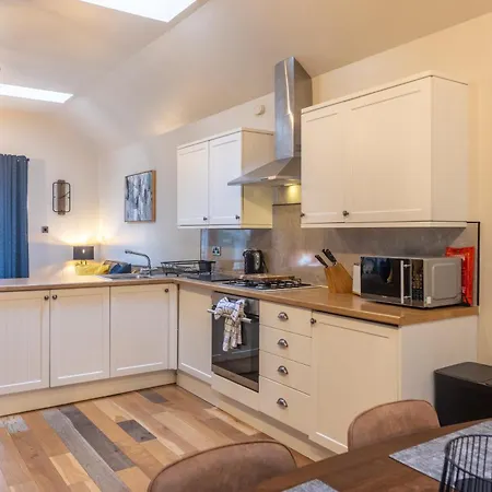 Luss Cottages At Glenview-2