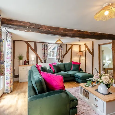 Oak Tree Cottage-3
