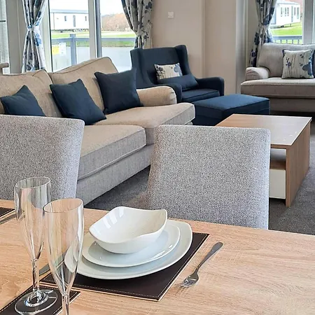 Helsey Farm Cottages-2