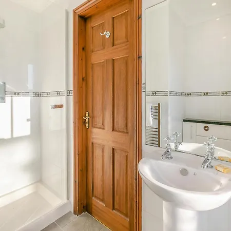 Green Acres Cottages-3