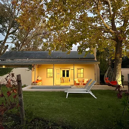 La Chataigne Wines & Guest Cottages-3