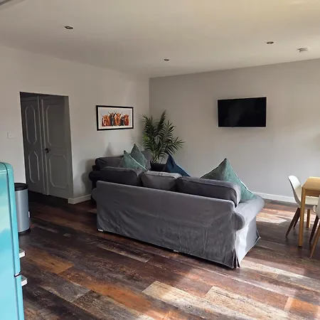 Auchendennan Farm Self Catering Cottages-3