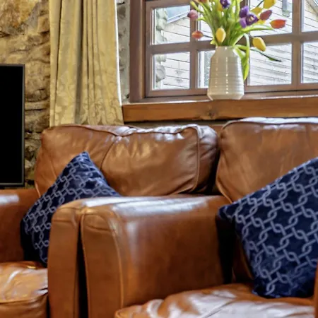 Blaen Cedi Holiday Cottages-3